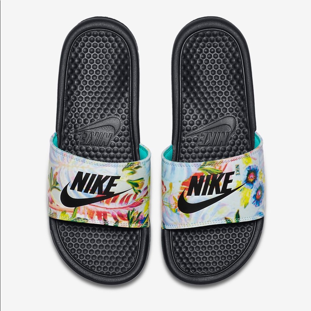 Nike Benassi JDI Floral Women’s Slide
